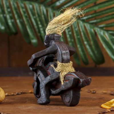 Сувенир дерево "Абориген на байке" 30 см