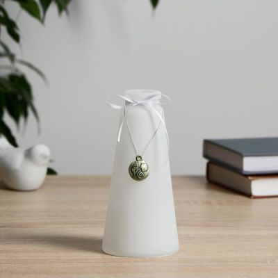 Ваза "Волшебные мгновения" белый  d-3,5см 7,5(дно)х15см