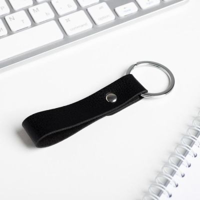 Паспортная обложка и брелок "Крутому мужику"