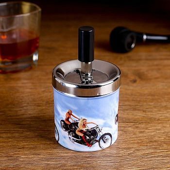 Пепельница бездымная "Девушка с мотоциклом", 6.5х11 см