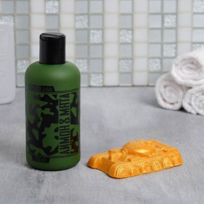 Набор "Лучшему во всем" гель для душа фляга 250 мл аромат мята и цитрус, мыло-танк 50 г