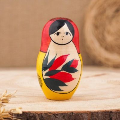 Матрёшка «Семёновская», красный платок, 5 кукольная, 11-12 см