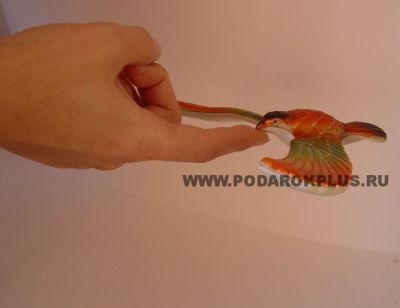 Парящий орел (размах крыльев 16 см)