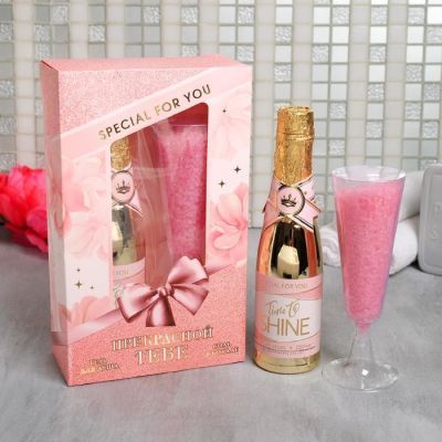 Набор "Прекрасной тебе" гель для душа 250 мл аромат шампанского, соль в бокале 150 г