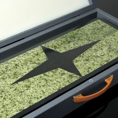 Нарды, с двухсторонней флорентийской мозаикой,  45х52х3 см, змеевик