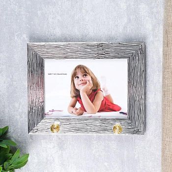 Фоторамка пластик с крючками 13х18 см "Зебра" серебро на белом 18х23х3,5 см