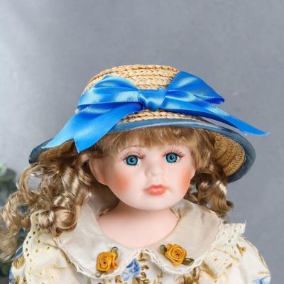 Кукла коллекционная керамика "Анфиса в цветочном платье с бантом, с корзиной" 40 см