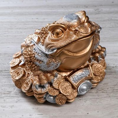 Копилка "Жаба на монетах", золотистая, 20 см