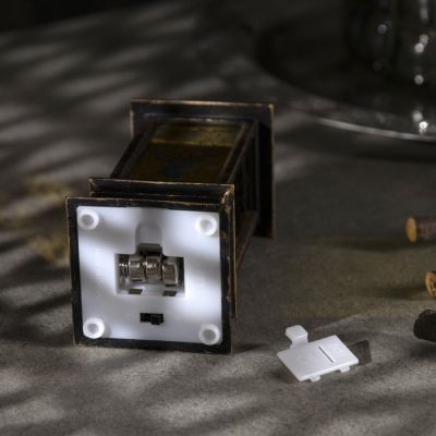 Светодиодная фигура «Фонарь с оленем» 6 × 12 × 6 см, пластик, батарейки AG13х3, свечение тёплое белое