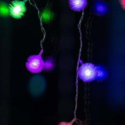 Гирлянда «Бахрома» 3 × 0.5 м с насадками «Ёжики», IP20, прозрачная нить, 80 LED, свечение мульти (RG/RB), мигание, 220 В