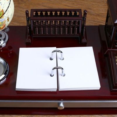 Набор настольный 8в1 (блок д/бум,часы,подстав,визит-ца,календ,лоток д/скреп,глобус,ящик,микс