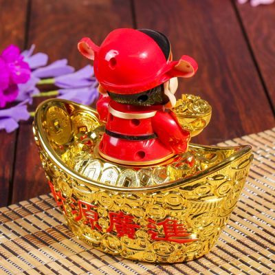 Маятник пластик от солнечной батареи "Гуань-ди в лодке"  13х13,5х7,5 см