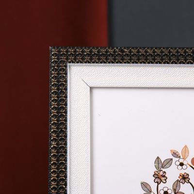 Фоторамка пластик 20х25 см "Золотые крестики" чёрная с белым 29,8х24,8 см