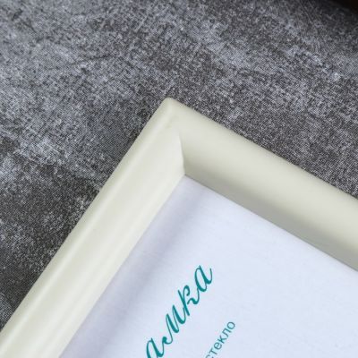 Фоторамка пластик L-4 10х15 см, слоновая кость, с небьющимся стеклом