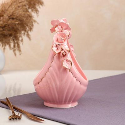 Конфетница "Корзина", розовая, лепка, золотистая роспись, 22 см, микс