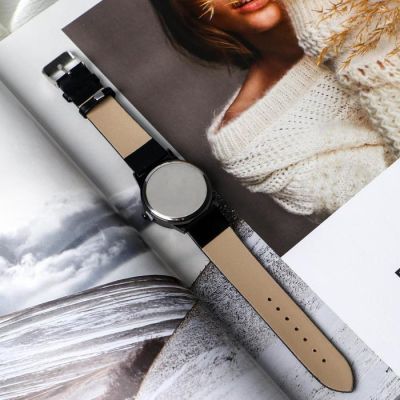 Набор: часы наручные и брелок «Счастливых моментов»