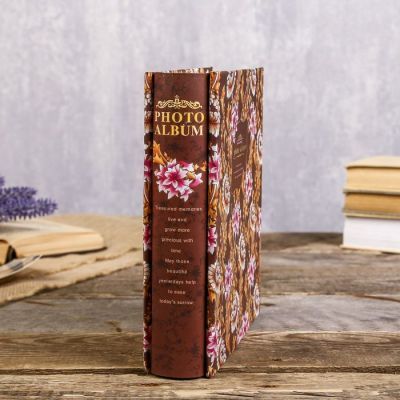 Фотоальбом на 100 фото 13х18 см "Сказочные цветы" золот.обводка, в коробке МИКС 21х19х5,5см