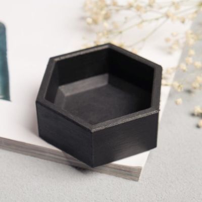 Пепельница "Улей", черная, бетон 12,1*4,8