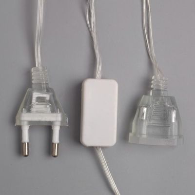 Гирлянда «Нить» 5 м с насадками «Розы красные», IP20, прозрачная нить, 20 LED, свечение теплое белое, 220 В