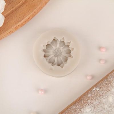 Молд силиконовый «Цветок», 4,5×4,5×1,4 см, цвет МИКС