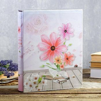 Фотоальбом на 200 фото 13х18 см "Нежный букет" в коробке, с сер.обводкой МИКС 30х23,5х5,5 см