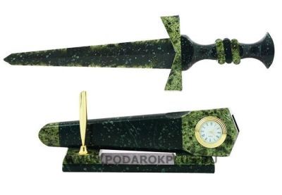 Настольные часы "Кинжал" змеевик