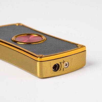 Зажигалка газовая "Циклоп", красная, 3х6.5 см