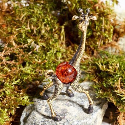 Сувенир из латуни и янтаря  "Жираф" 3.7х8.5 см