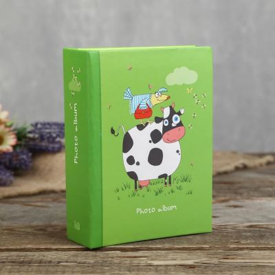 Фотоальбом на 100 фото "Коровка"