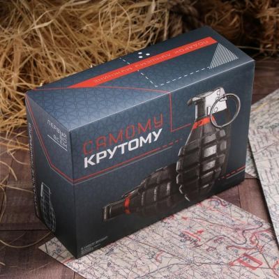 Набор "Самому крутому", фляжка 1л, мыло 40 г, полотенце