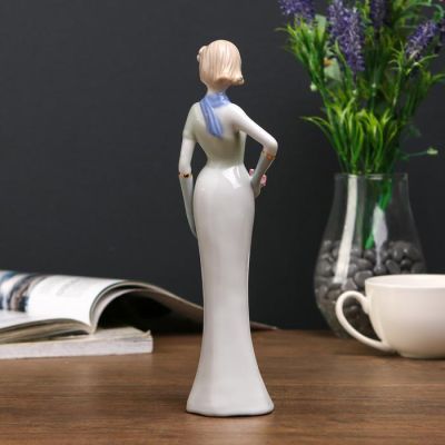 Сувенир керамика "Девушка с розой" 21,5х6,5х5 см