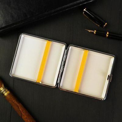 Портсигар "Курительные войска",  9.6 х 9,6 см