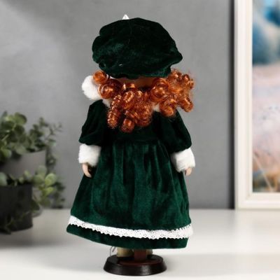 Кукла коллекционная керамика "София в зелёном пальто" 30 см