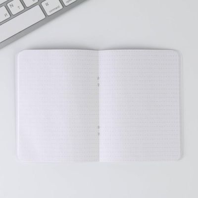 Подарочный набор: бальзам для губ, блокнот и ручка «8 Марта»