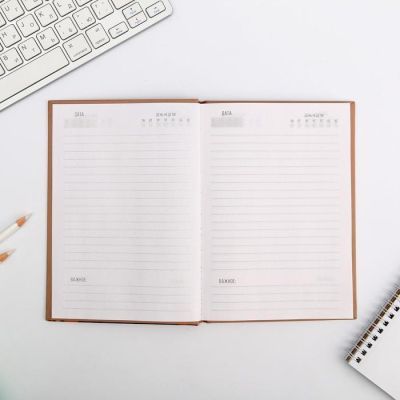 Гифт-бокс "You go girl", ремень, обложка для паспорта, визитница и ежедневник