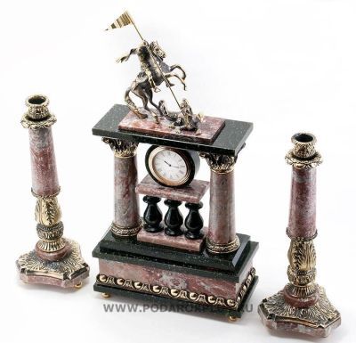 Каменные часы "Георгий Победоносец" с подсвечниками №3