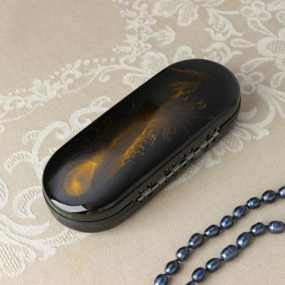 Футляр для очков, отдел на клапане, цвет зелёный