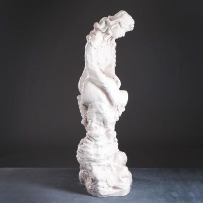 Фигура "Девушка сидя с кувшином большая" состаренная, 95см