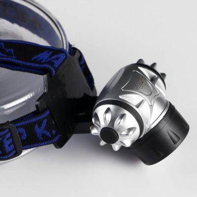 Фонарь налобный, "Мастер К.", 3 ААА, 5 х 7 см