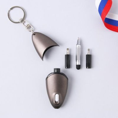 Подарочный набор «Настоящему герою»: карты игральные, брелок, 11.5 х 13.5 см