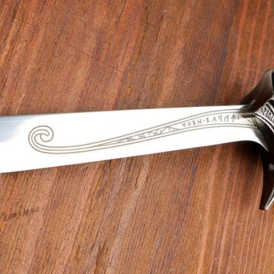 Сув. изделие кинжал, рукоять золото, 42см, клинок 24см