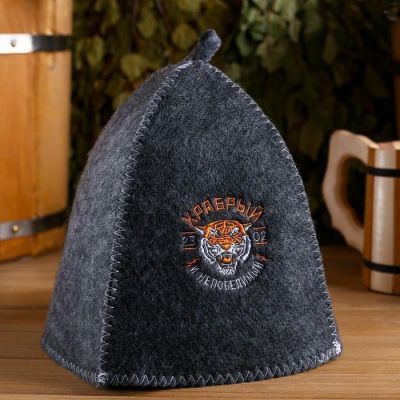 Шапка для бани с вышивкой "Храбрый и непобедимый"