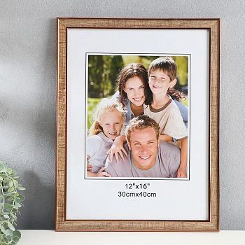 Фоторамка пластик 30х40 см "Рисунок древесины" с медной обводкой 43,5х33,5 см