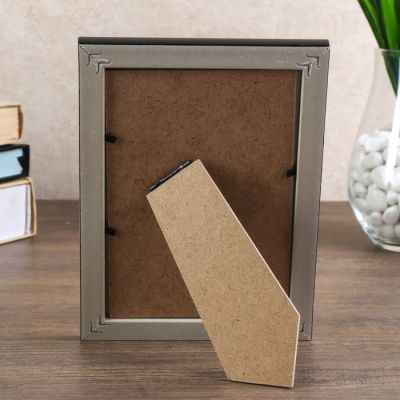 Фоторамка пластик 10х15 см "Доминика" белая с чёрным обрамлением 17,7х12,7 см