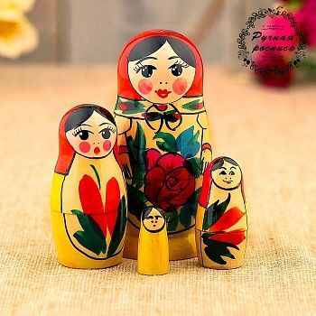 Матрёшка «Семёновская», красный платок, 4 кукольная, 9 см