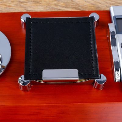 Набор настольный 5в1 (блок д/бумаг, лупа, ручка, нож д/бумаги, калькулятор)