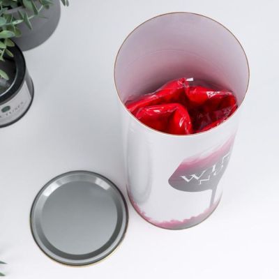 Футболка в банке "WINE" р-р 44-46