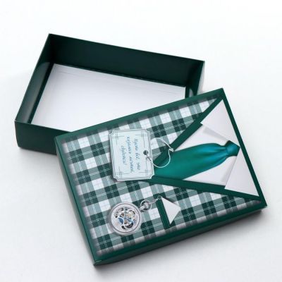 Подарочная коробка "Пусть все, что казалось мечтой, сбудется", изумрудная, 21 х 15 х 5,7 см