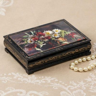 Шкатулка «Ромашки с ягодами в корзине», 10×14 см, лаковая миниатюра