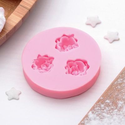 Молд силиконовый «Три малых розы», 4,5 см, цвет розовый